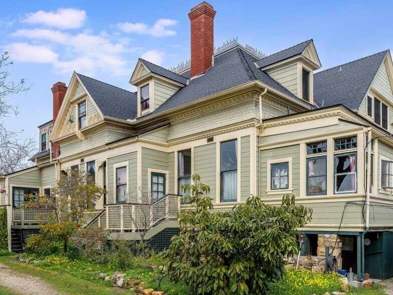 687 Islay St, San Luis Obispo, CA à vendre - Photo de l’immeuble – Image 3 sur 47