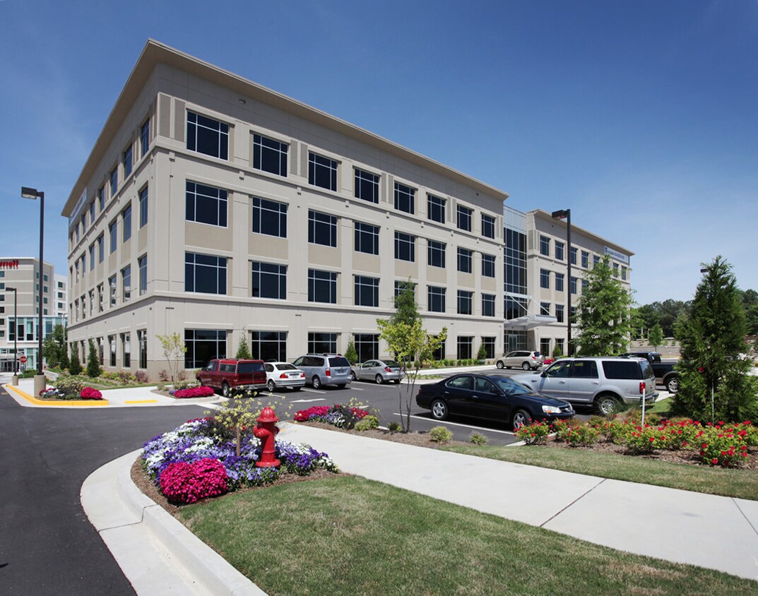 2077 Convention Center Concourse, College Park, GA à louer Photo de l’immeuble– Image 1 sur 9