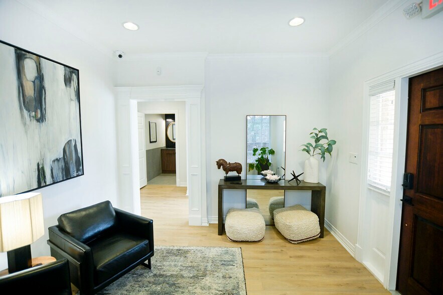 7157 Colleyville Blvd, Colleyville, TX à louer - Photo intérieure – Image 3 sur 12