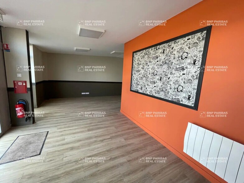 Local d'activités dans Rennes à vendre - Photo de l’immeuble – Image 3 sur 9