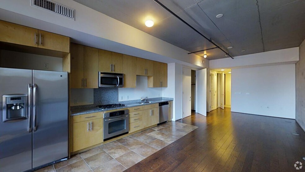 353 E Bonneville Ave, Las Vegas, NV à louer - Photo intérieure – Image 2 sur 157