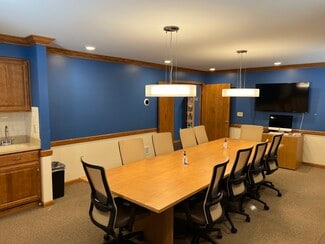 Plus de détails pour 1002 N Eaton St, Albion, MI - Bureau à vendre