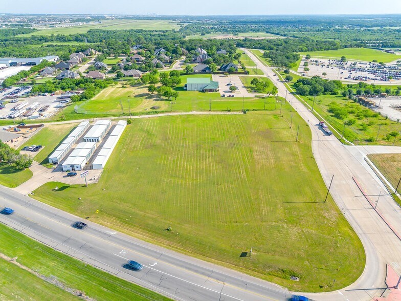 735 E Renfro St, Burleson, TX à vendre - Photo de l’immeuble – Image 3 sur 13