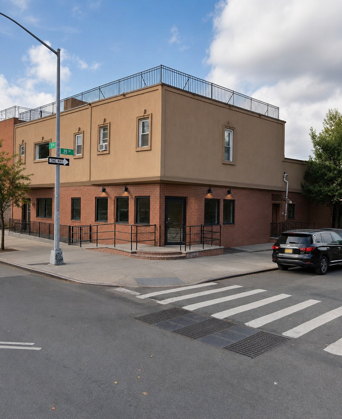 758-760 5th Ave, Brooklyn, NY à louer Photo de l’immeuble– Image 1 sur 3