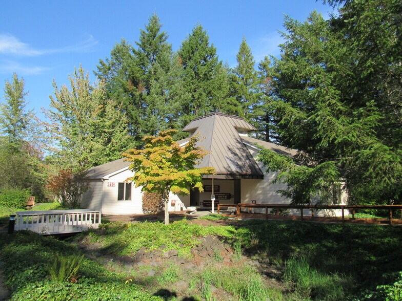 410 Black Hills Ln SW, Olympia, WA à vendre - Photo de l’immeuble – Image 3 sur 4