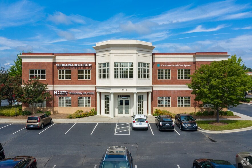 12311 Copper Way, Charlotte, NC à louer - Photo de l’immeuble – Image 3 sur 4