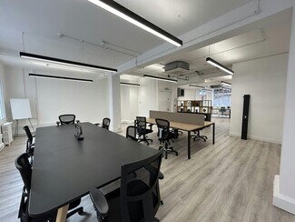 Plus de détails pour 19 Margaret St, Londres - Bureau à louer