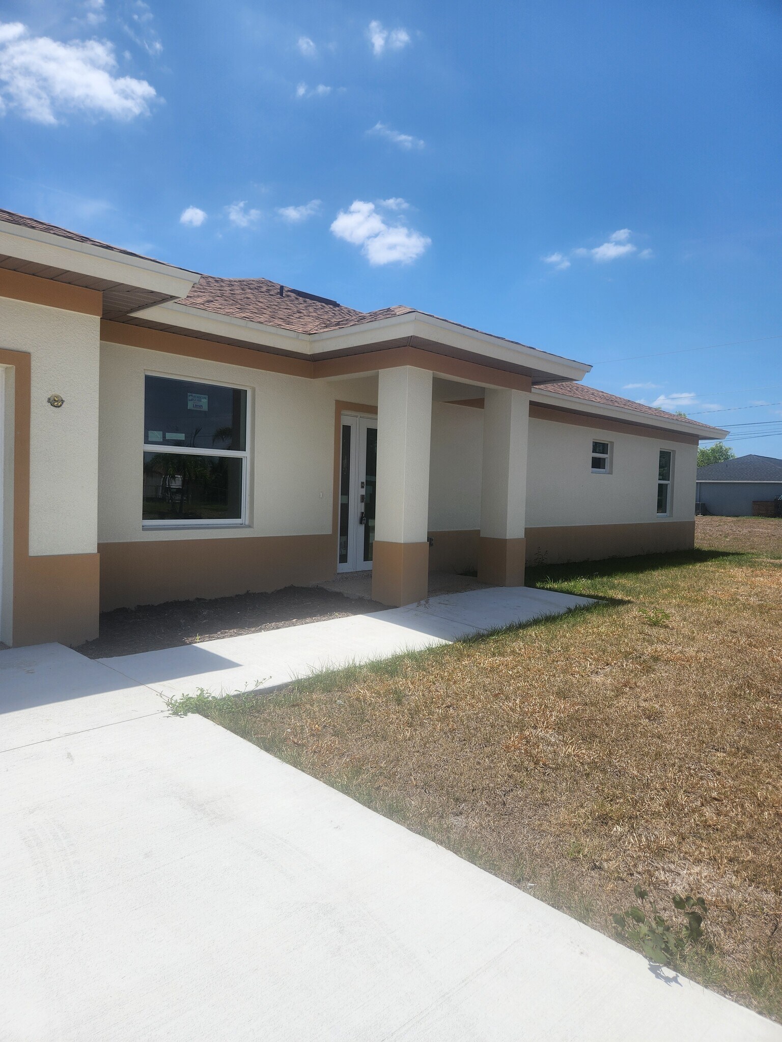 1101 Harold S Ave, Lehigh Acres, FL à vendre Photo principale– Image 1 sur 3