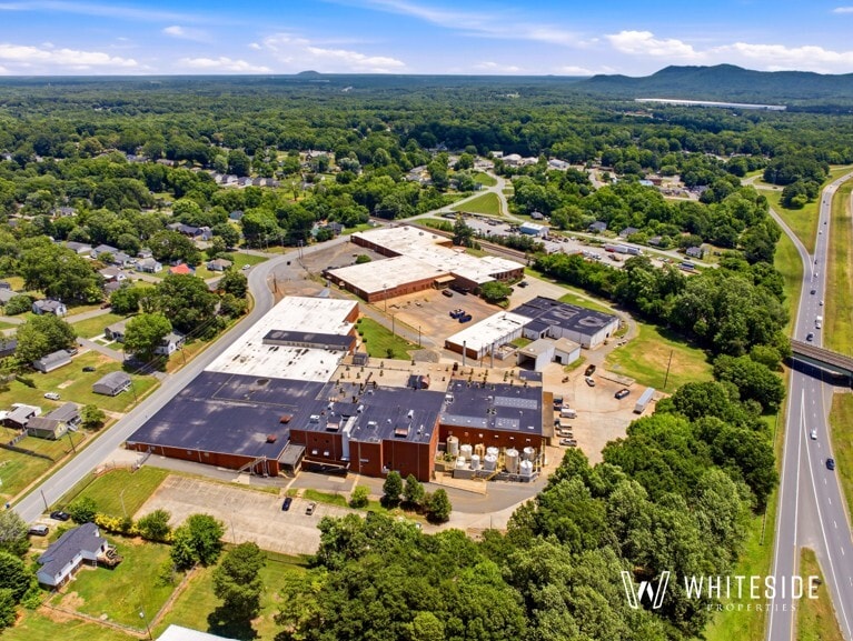 304 Linwood Rd, Kings Mountain, NC à louer Photo intérieure– Image 1 sur 8