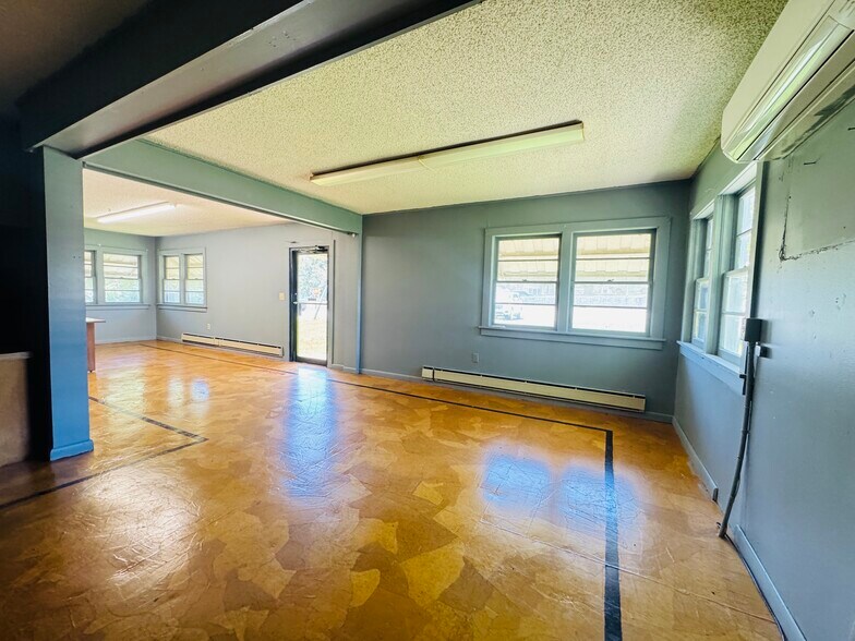 41 Spring St, Melbourne, AR à vendre - Photo de l’immeuble – Image 2 sur 8