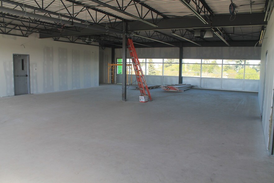 11320-11326 119 St NW, Edmonton, AB à louer - Photo de l’immeuble – Image 2 sur 10