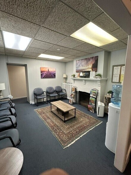 110-112 Bala Ave, Bala Cynwyd, PA à vendre - Photo de l’immeuble – Image 3 sur 11