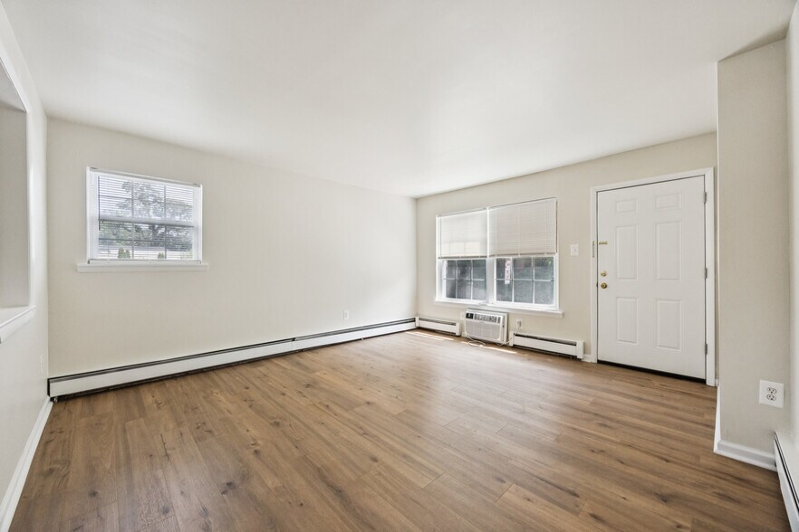 17 E Maple Ave, Merchantville, NJ à vendre - Photo de l’immeuble – Image 3 sur 6