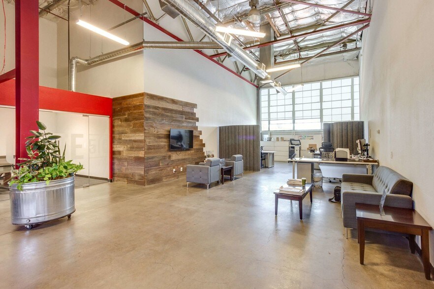 1933 Davis St, San Leandro, CA à louer - Photo intérieure – Image 3 sur 15