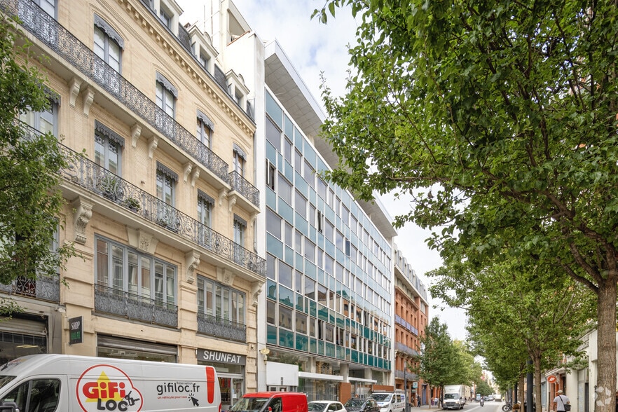 46 Rue De Bayard, Toulouse à louer - Photo de l’immeuble – Image 3 sur 18