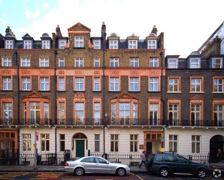 55-56 Russell Sq, Londres à louer - Photo principale – Image 1 sur 3