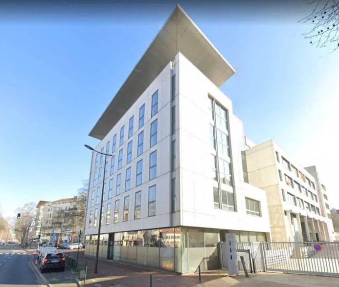 43-45 Avenue Paul Doumer, Rueil-Malmaison à louer - Photo de l’immeuble – Image 1 sur 19