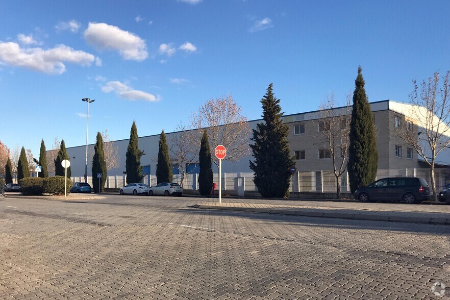 Avenida de Europa, 6, Coslada, Madrid à louer - Photo de l’immeuble – Image 2 sur 6