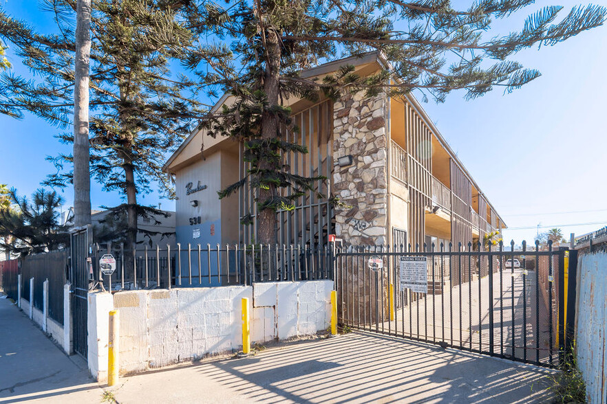 538 W 82nd St, Los Angeles, CA à vendre - Photo de l’immeuble – Image 1 sur 18