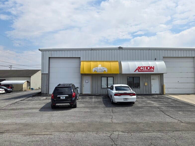 205 Grandstand Way, Fort Wayne, IN à louer - Photo principale – Image 1 sur 1