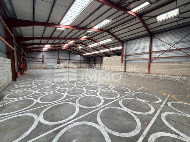 Plus de détails pour Industriel/Logistique à vendre