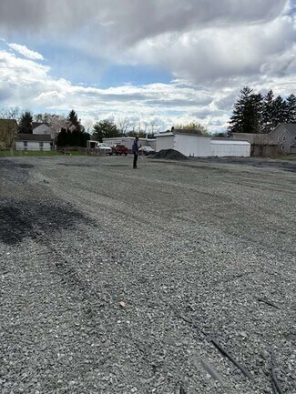 Plus de détails pour 7602 Kuhns Dr, Trexlertown, PA - Terrain à louer