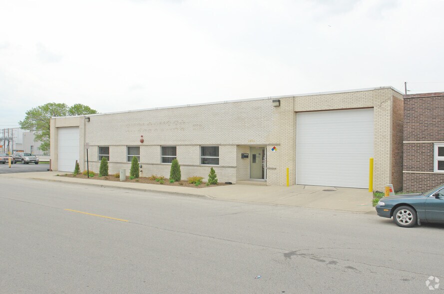2300 17th Ave, Franklin Park, IL à vendre - Photo de l’immeuble – Image 3 sur 3