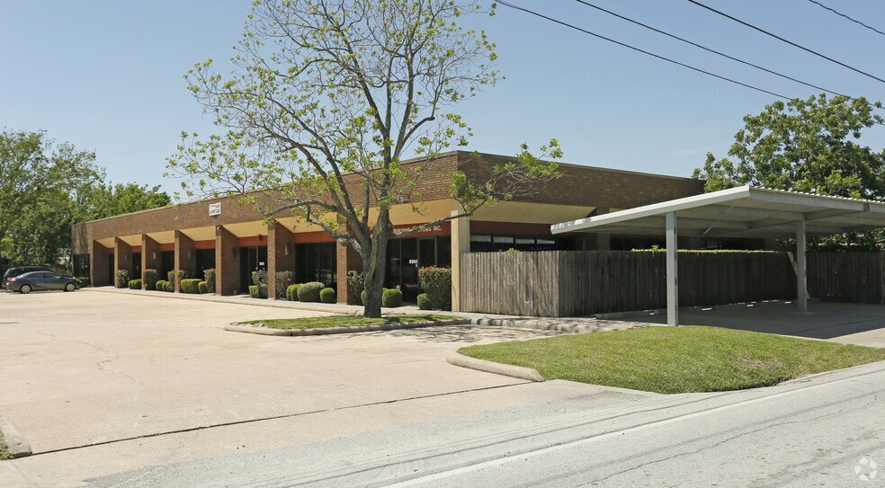 8300-8310 W Little York Rd, Houston, TX à vendre - Photo principale – Image 1 sur 7