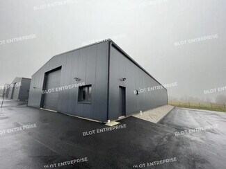 Plus de détails pour Local d'activités à louer