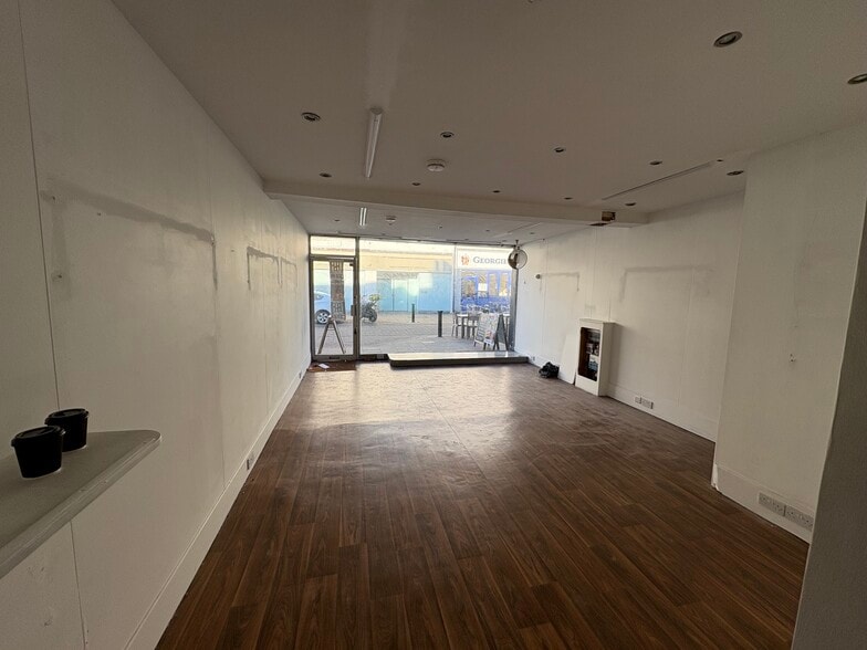 23 George St, Hove à louer - Photo de l’immeuble – Image 2 sur 7