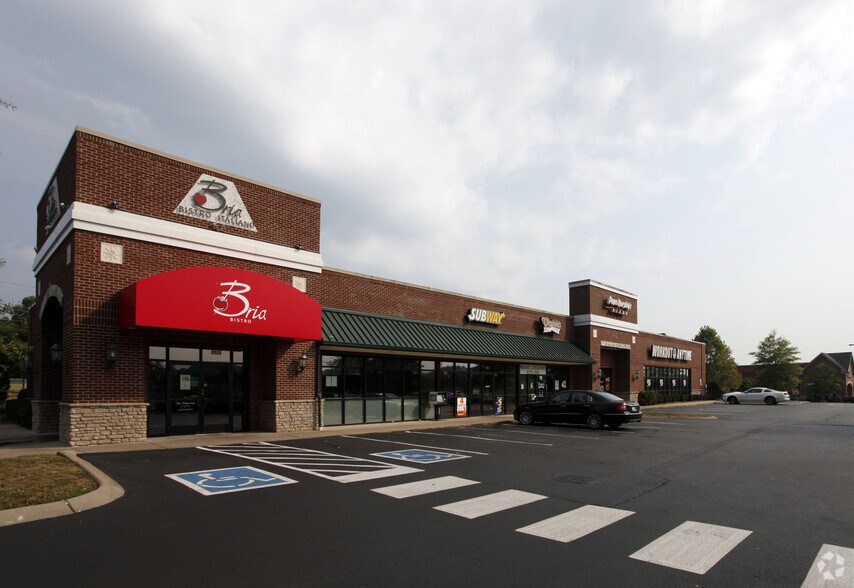 8116-8126 Highway 100, Nashville, TN à louer - Photo de l’immeuble – Image 3 sur 5