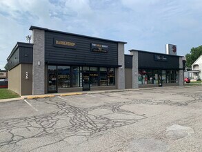 514-530 N Main St, Crown Point, IN à louer Photo de l’immeuble– Image 2 sur 4