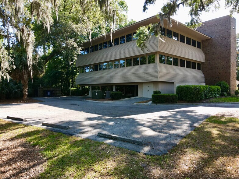 2 Park Ln, Hilton Head Island, SC à louer - Photo de l’immeuble – Image 2 sur 11