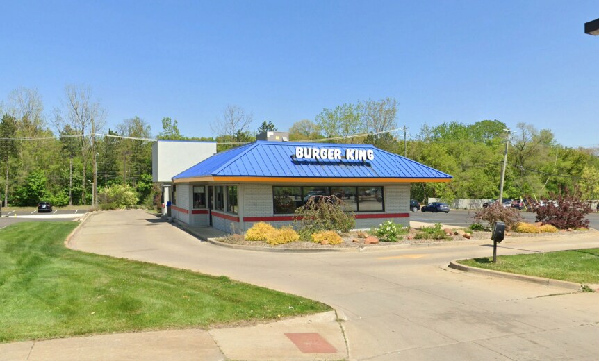 6674 Dixie Hwy, Clarkston, MI à louer - Photo de l’immeuble – Image 2 sur 2