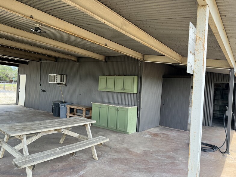 4510 FM 1102, New Braunfels, TX à louer - Photo de l’immeuble – Image 3 sur 17