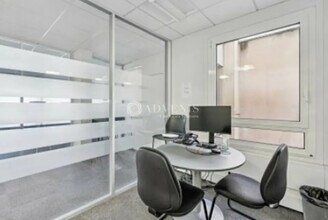 Bureau dans Paris à louer Photo de l’immeuble– Image 1 sur 6