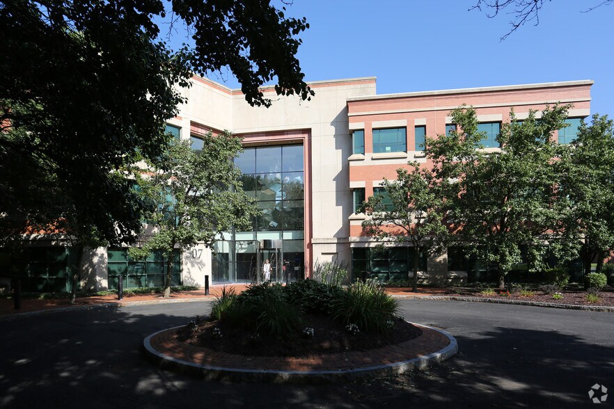 507 Plum St, Syracuse, NY à louer - Photo de l’immeuble – Image 3 sur 5