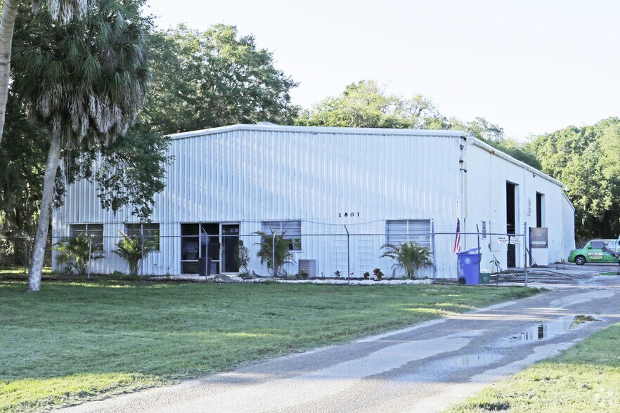 1801 13th Ave E, Bradenton, FL à louer - Photo de l’immeuble – Image 2 sur 4