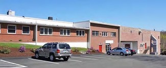 Plus de détails pour 3-6 Simm Ln, Newtown, CT - Industriel/Logistique à louer