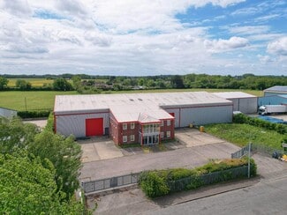 Plus de détails pour 15 Maurice Gaymer Rd, Attleborough - Industriel/Logistique à louer
