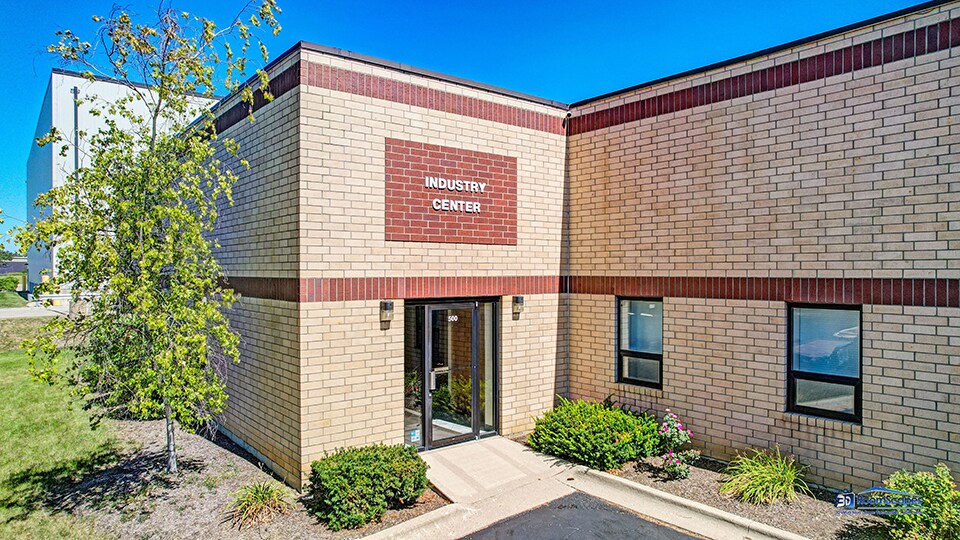 473 Park Ave, Lake Villa, IL à vendre Photo de l’immeuble– Image 1 sur 24