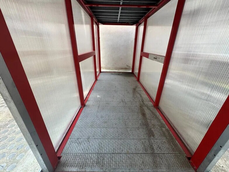 Local d’activités dans Paris à louer - Photo de l’immeuble – Image 3 sur 13