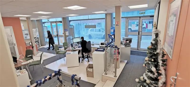 Bureau dans Saint-Brieuc à louer Photo de l’immeuble– Image 1 sur 8