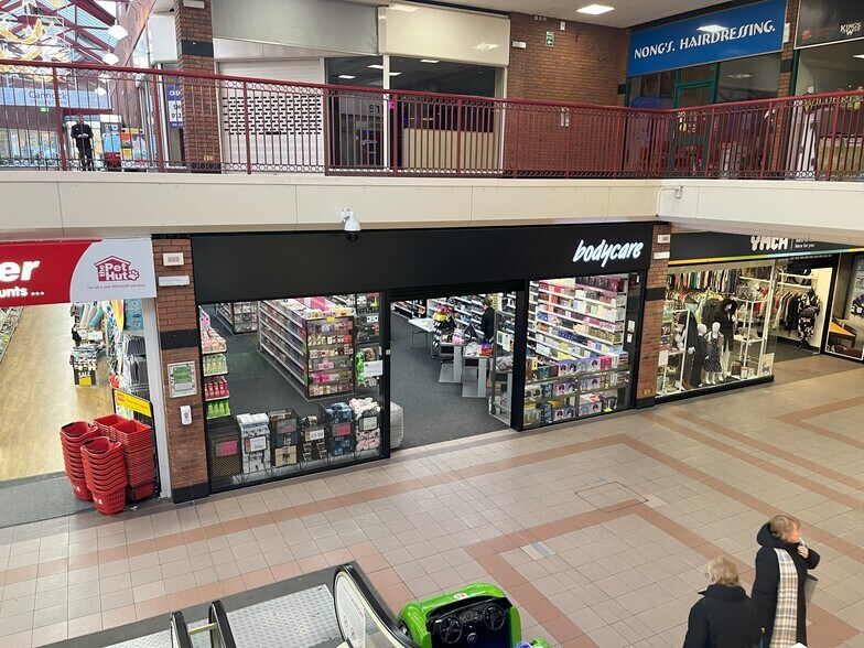 Market Hall St, Cannock à louer - Photo de l’immeuble – Image 3 sur 14
