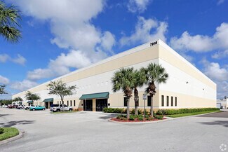 Plus de détails pour 7916 Drew Cir, Fort Myers, FL - Industriel/Logistique à louer