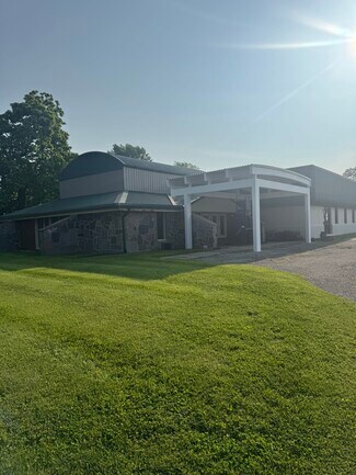 Plus de détails pour 111 Aiken St, Hope, IN - Bureau, Local d'activités à louer