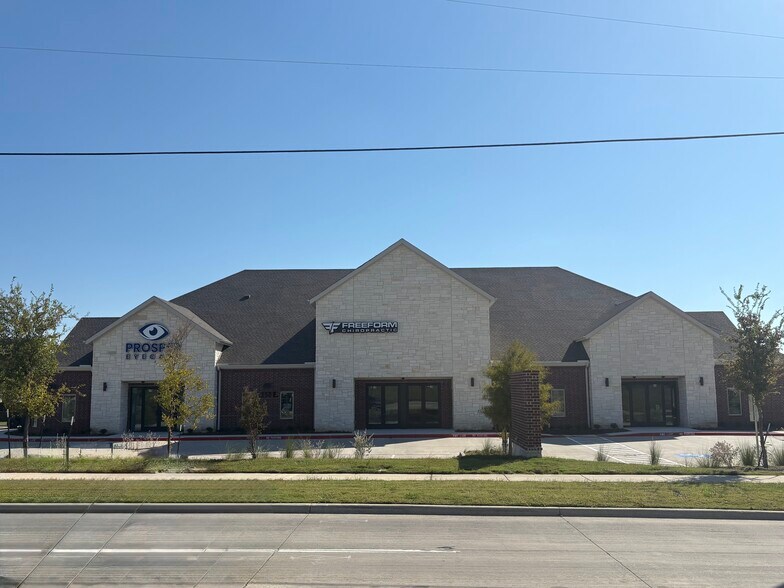 2350 Prosper Trl, Prosper, TX à louer - Photo principale – Image 1 sur 4