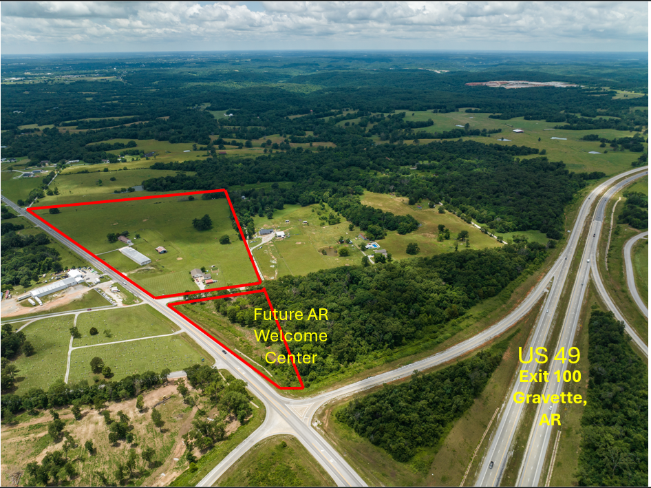 13531 N Mount Pleasant Rd, Gravette, AR à vendre Photo principale– Image 1 sur 4