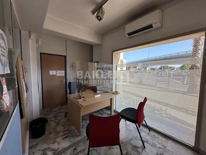Bureau dans Antibes à vendre - Photo de l’immeuble – Image 3 sur 33