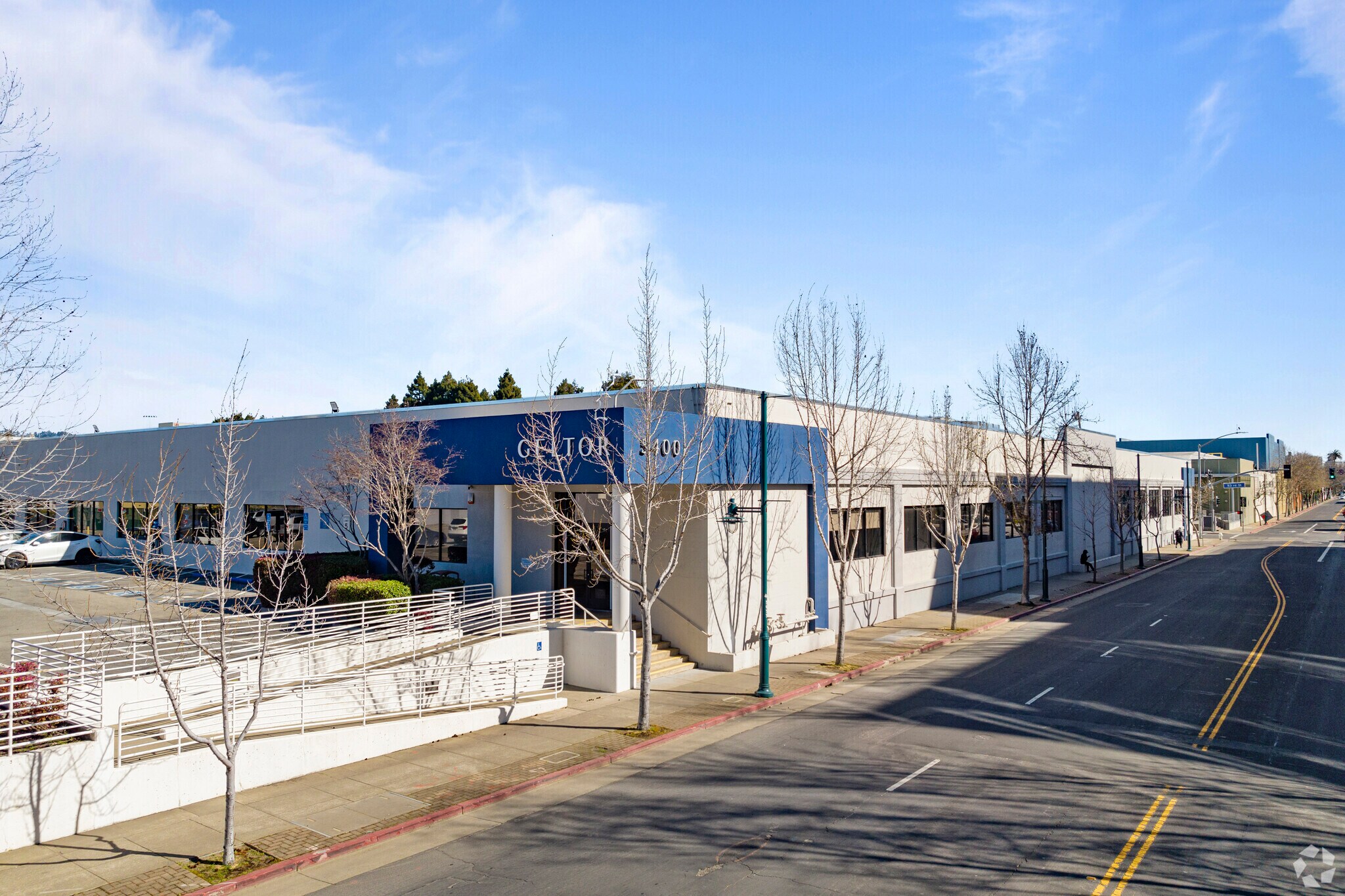 5400 Hollis St, Emeryville, CA à louer Photo principale– Image 1 sur 11